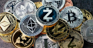 AK Parti Grup Başkan Vekili Mustafa Elitaş ve Binance TR bir araya geldi